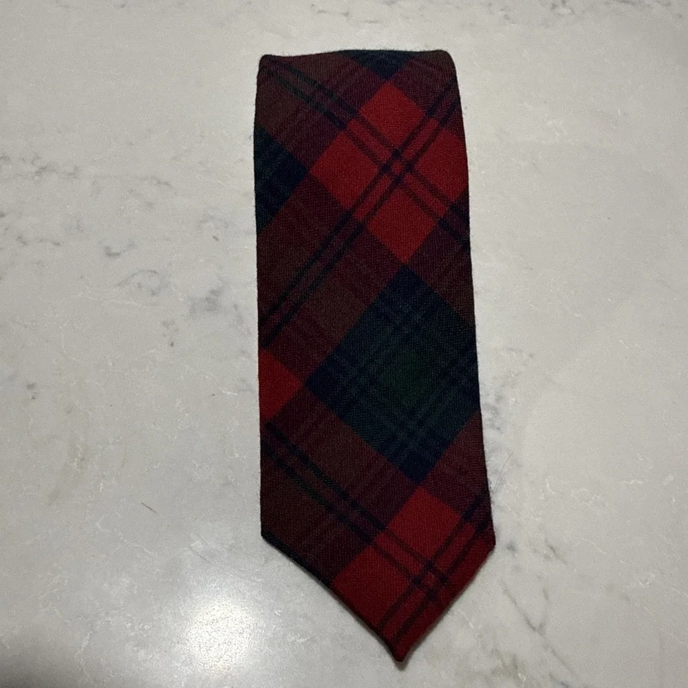 Vintage  Tartan Plaid 100% Wool Neck Tie Scottish Red Kilt 58